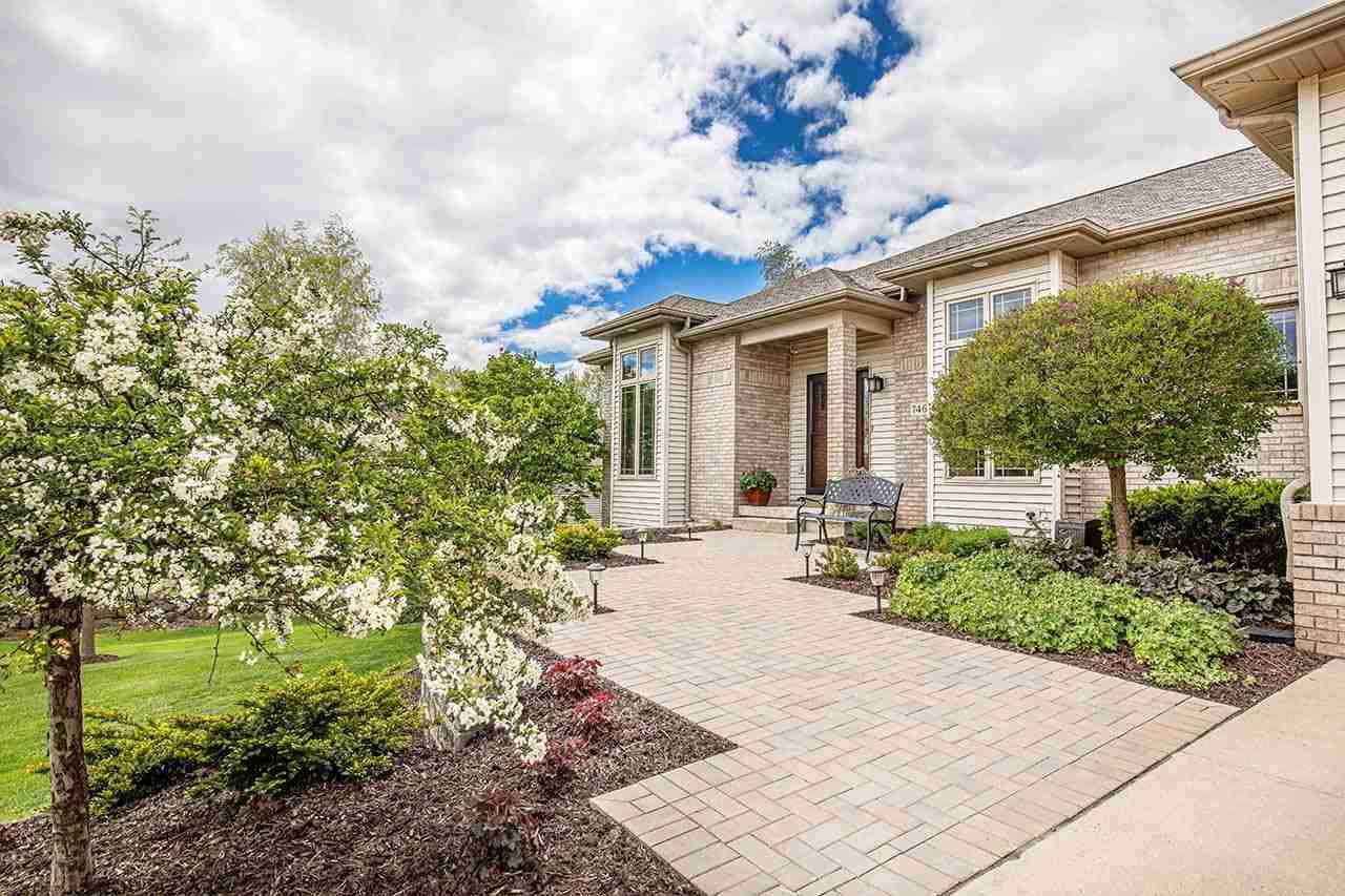 Middleton, WI 53562,7467 BLAZINGSTARS DR