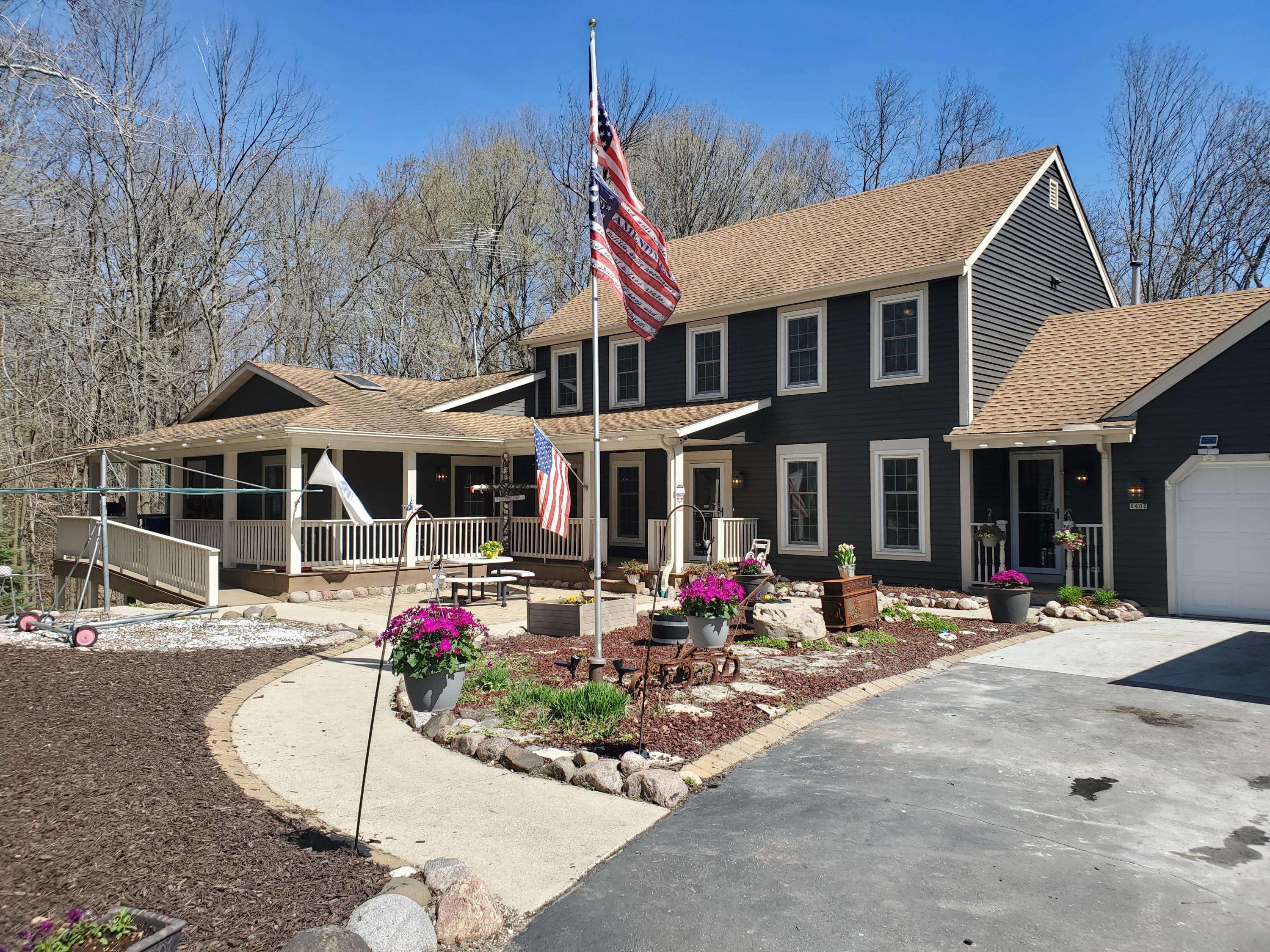 Farmington, WI 53040,8406 Whitewood Dr