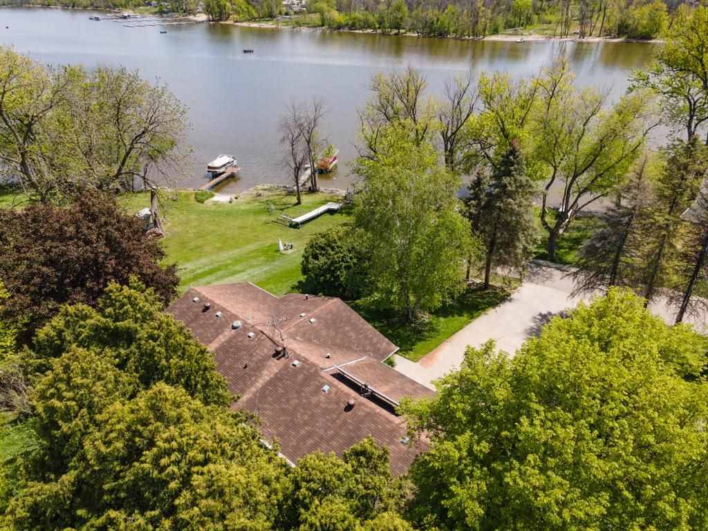 Edgerton, WI 53534-8725,1319 E Mound Dr