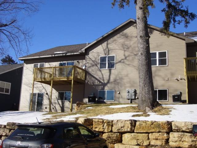 Platteville, WI 53818,325 Waite Ln