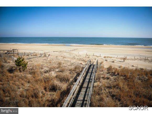 Bethany Beach, DE 19930,62 DUNE RD