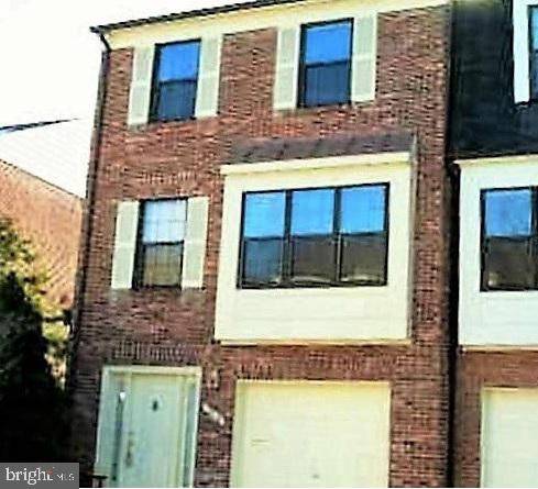 Alexandria, VA 22304,5416 BARRISTER PL