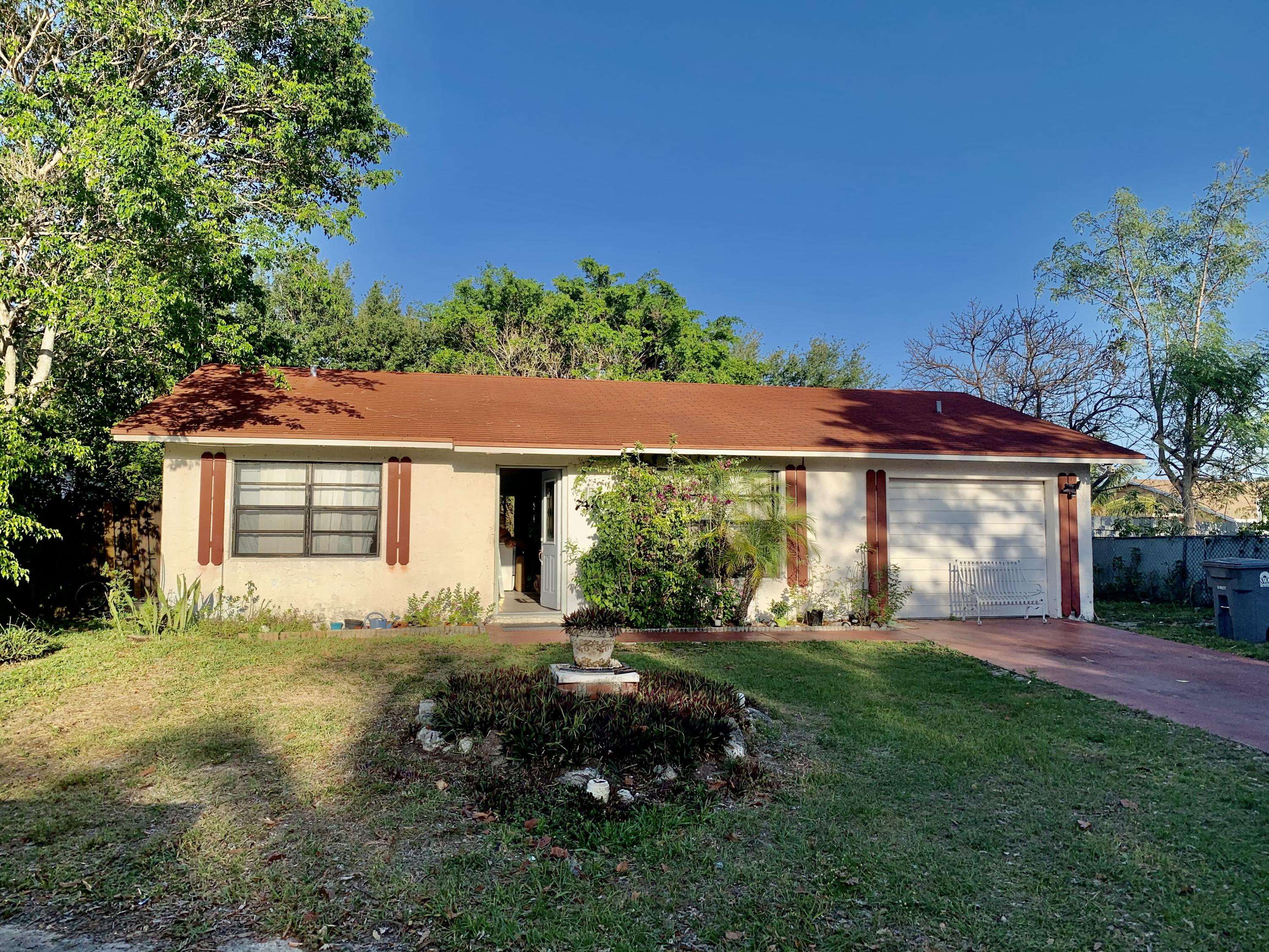 Lantana, FL 33462,7480 Sunny Hill TER