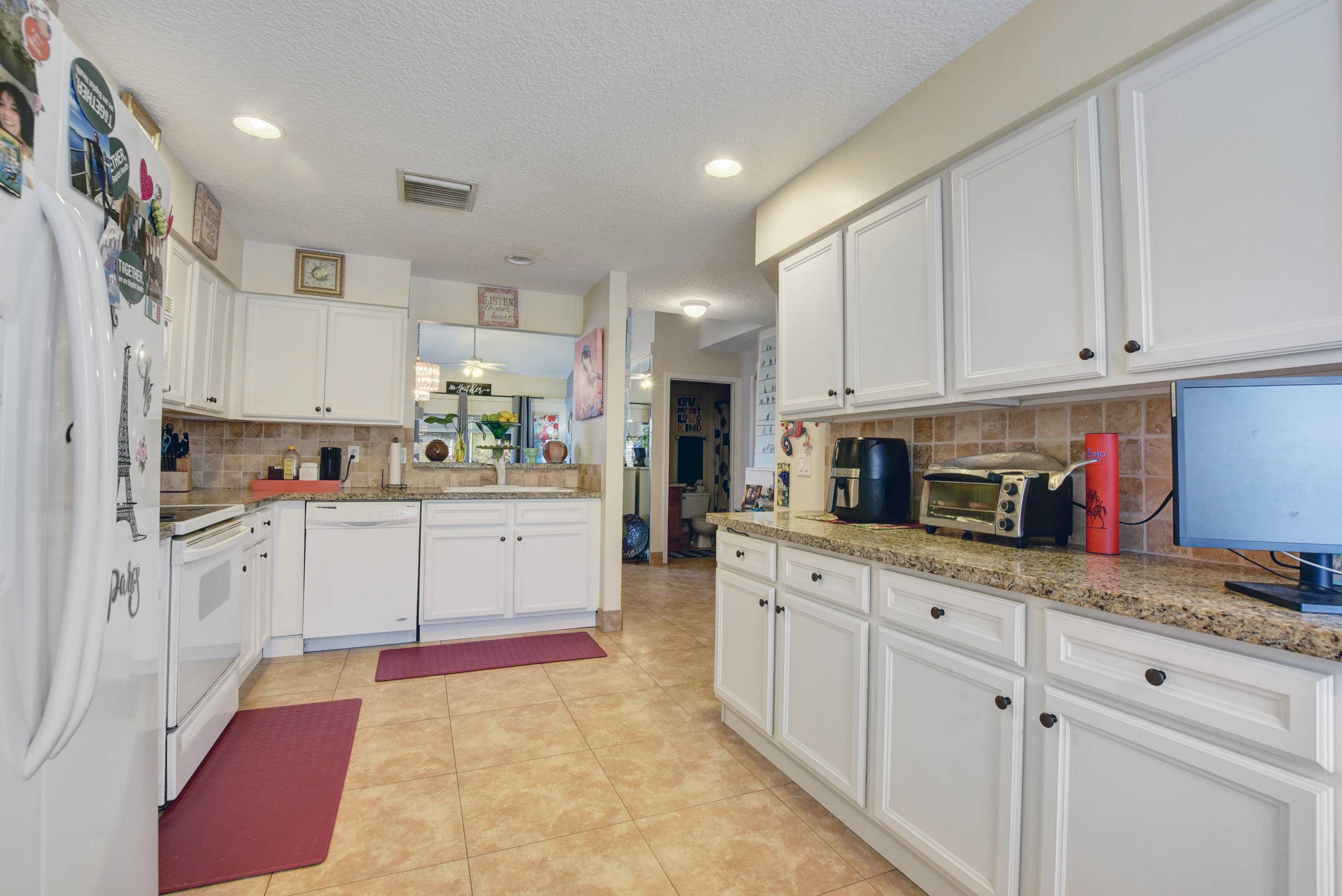 Lake Worth, FL 33467,6493 Marissa CIR