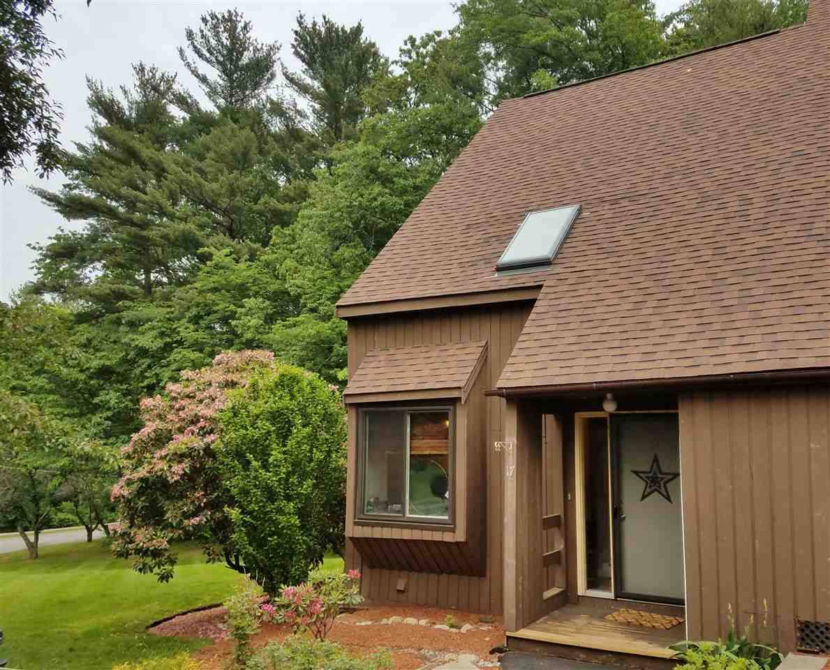 Nashua, NH 03062,17 Redwood CIR #17