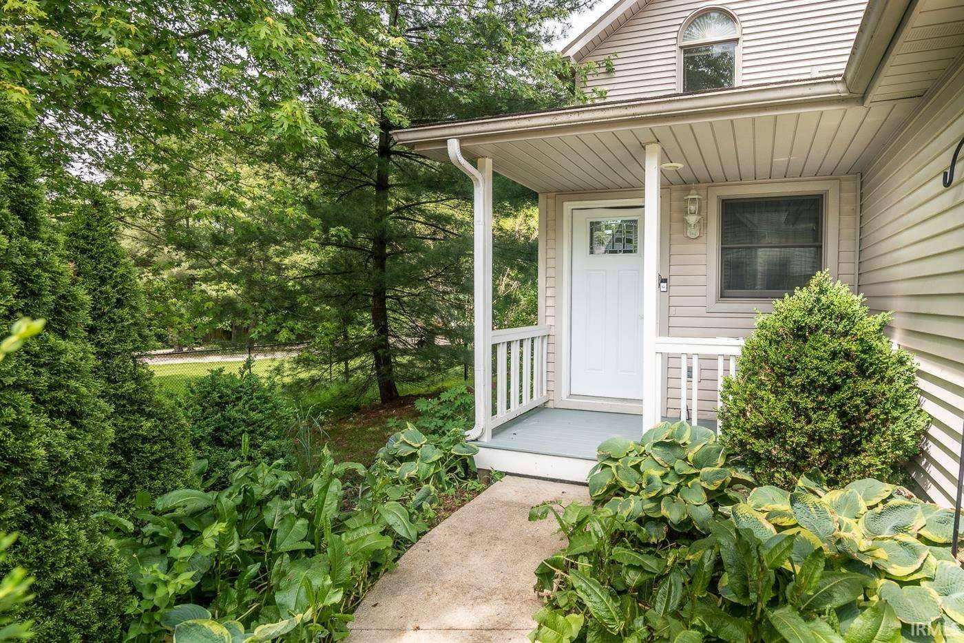 Bloomington, IN 47403,420 W Somersbe Place