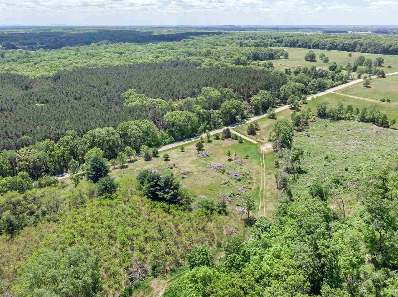 Wisconsin Dells, WI 53965,40 AC Freedom Ln