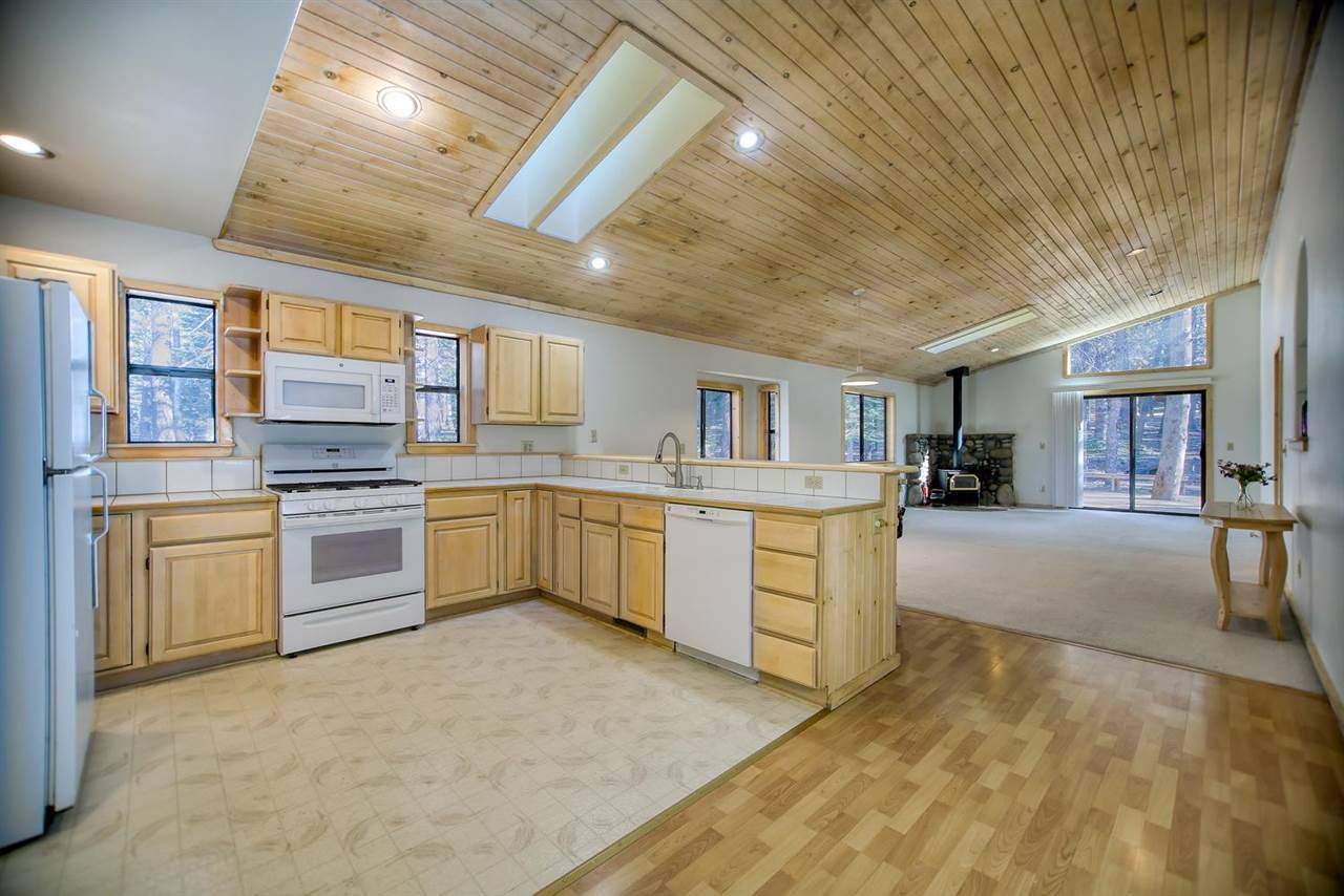Truckee, CA 96161-6598,14361 Davos Drive