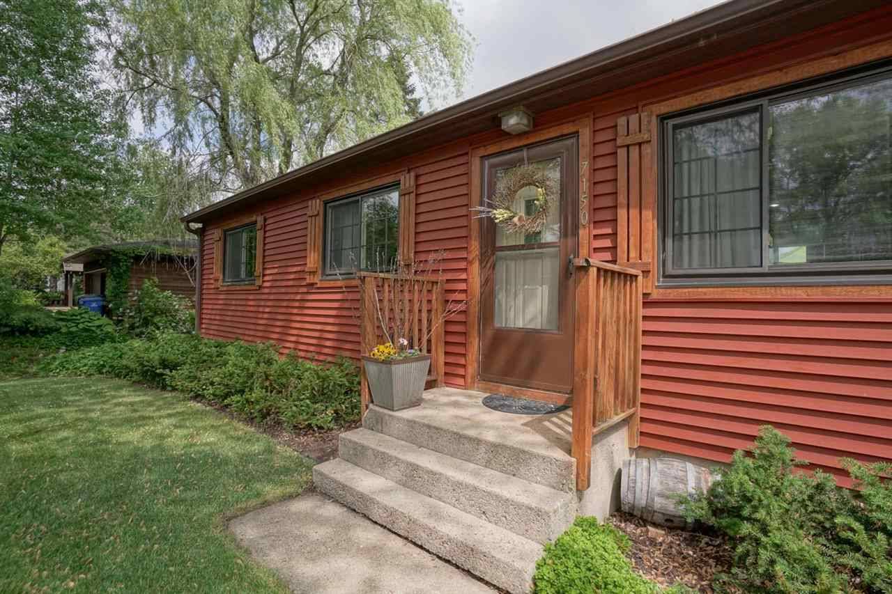 7150 Brassco Ln, Middleton, WI 53562