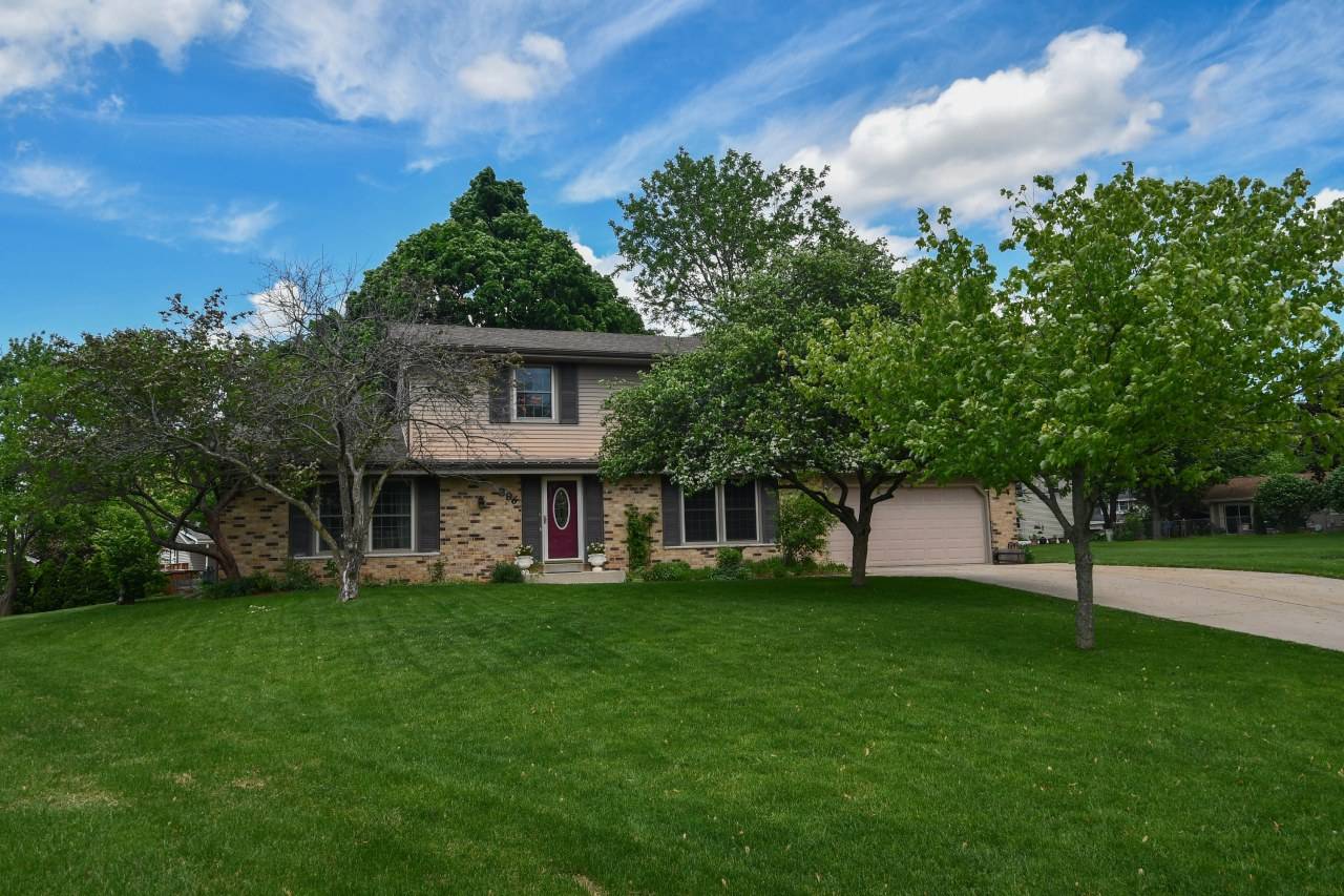 Hartland, WI 53029,396 Scott Ct