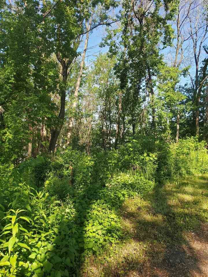 Genoa, WI 54632,0.15 Ac Malin St