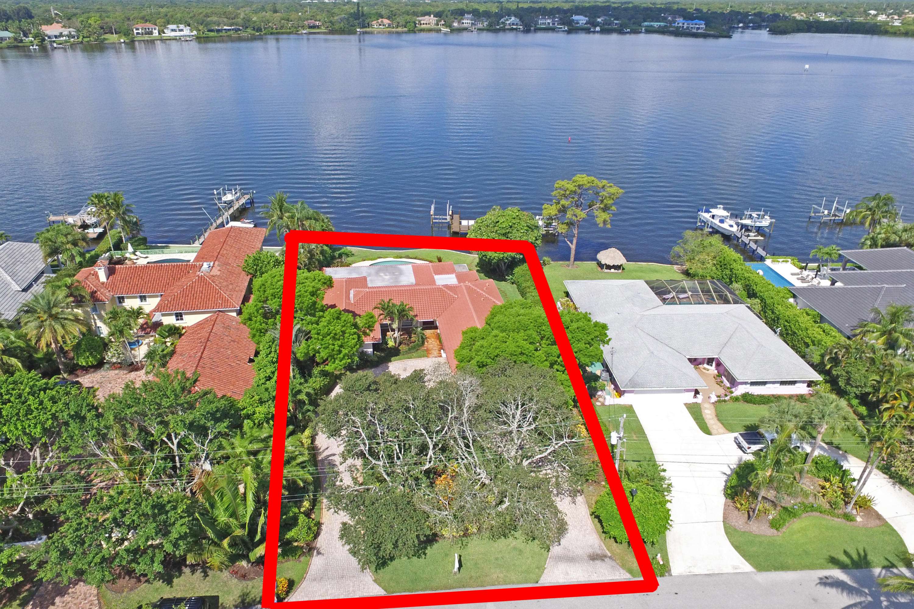 Tequesta, FL 33469,255 River DR