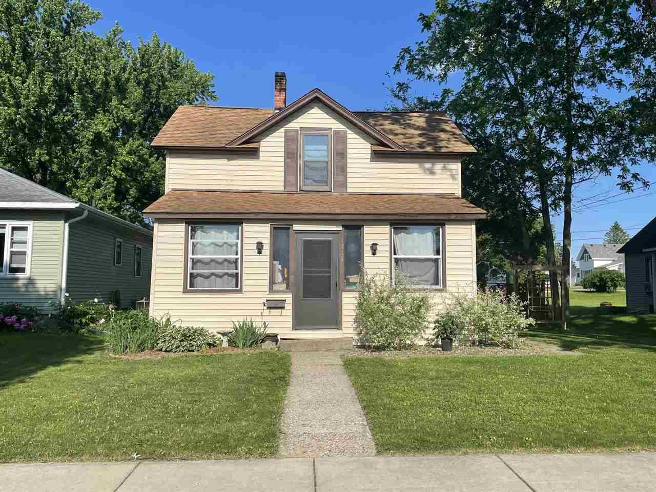 Tomah, WI 54660,1216 Hollister Ave