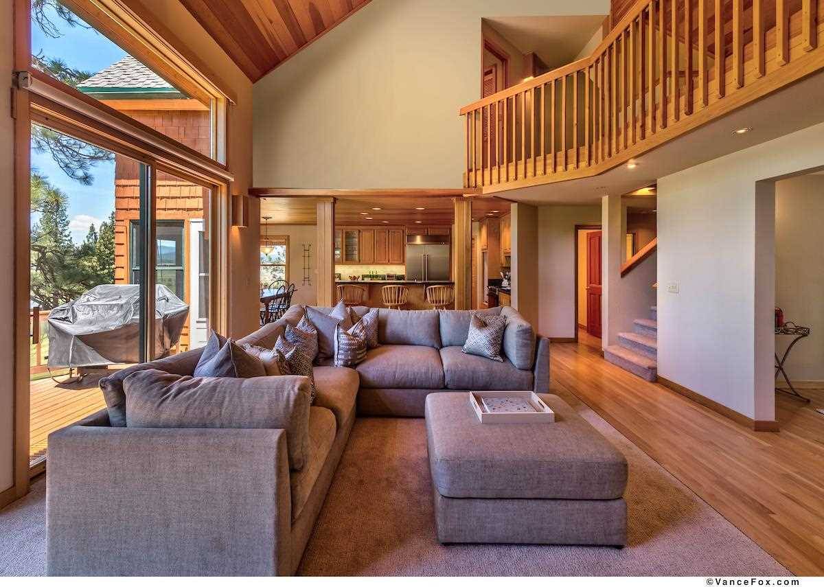 Truckee, CA 96161,355 Skidder Trail