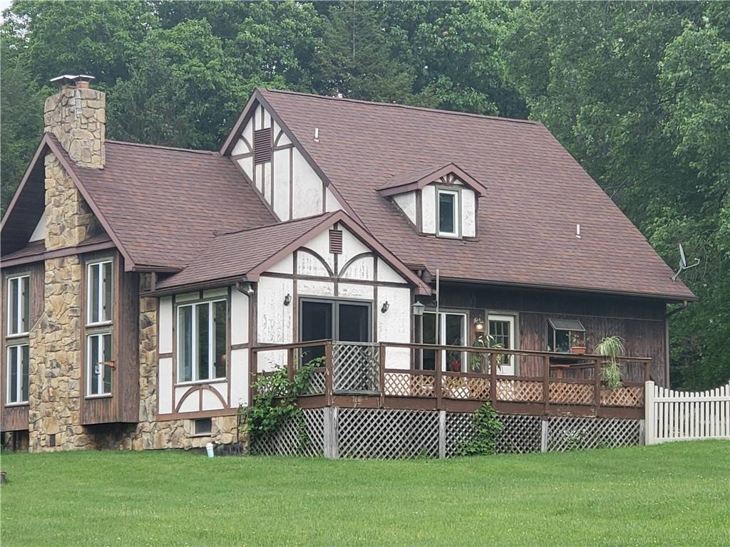 Ligonier, PA 15658,114 Edgemont Rd