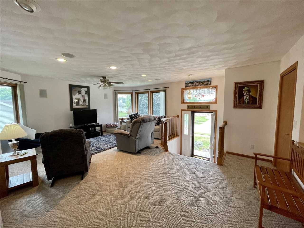 Monroe, WI 53566,1219 N 2nd St