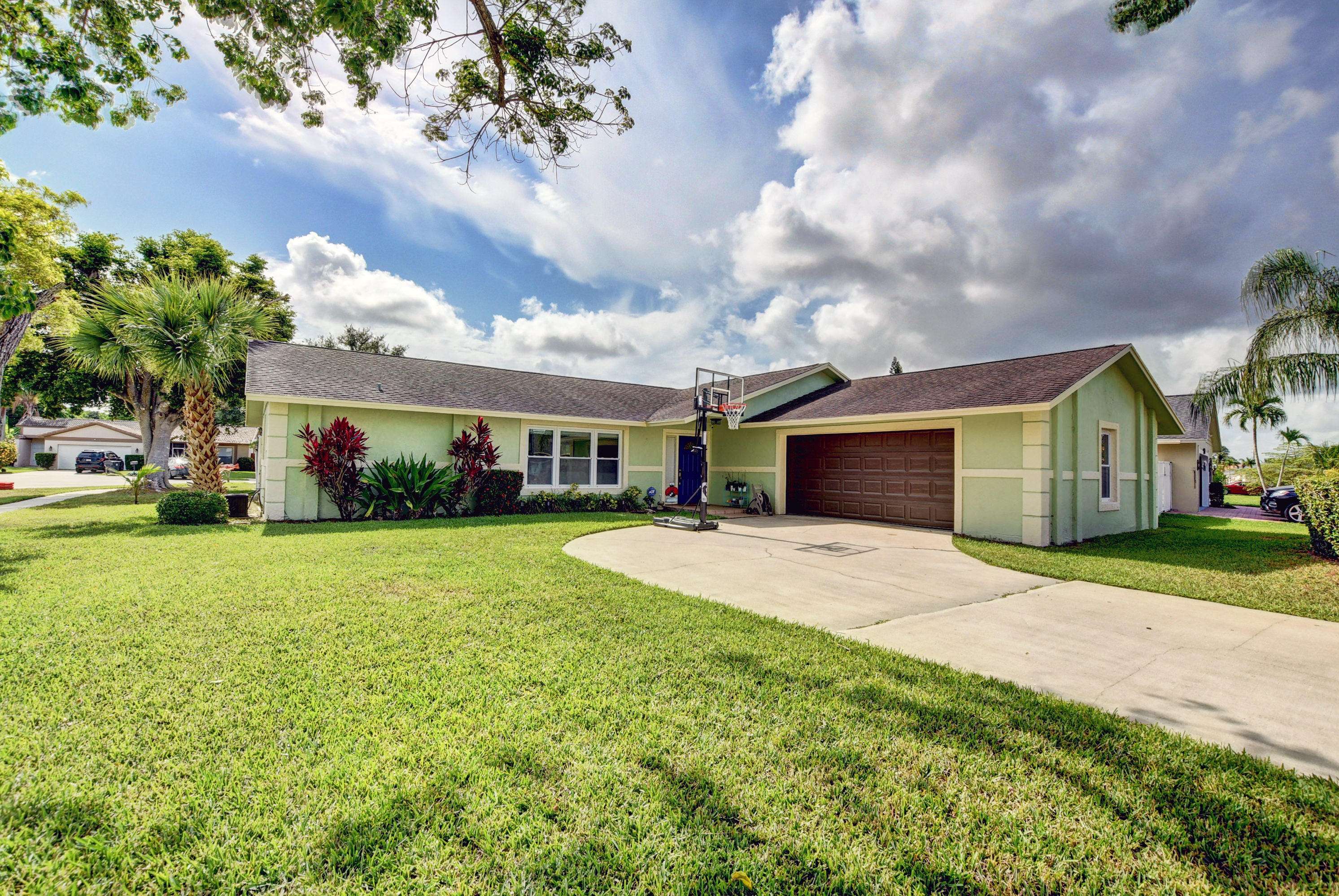 Wellington, FL 33414,1111 Jackpine ST