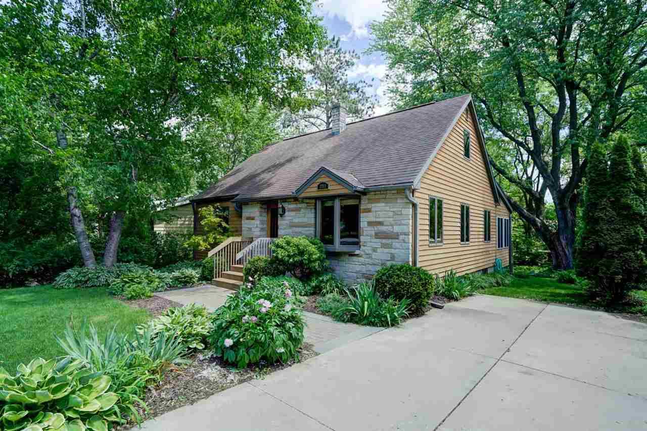 Madison, WI 53705,1719 Laurel Crest