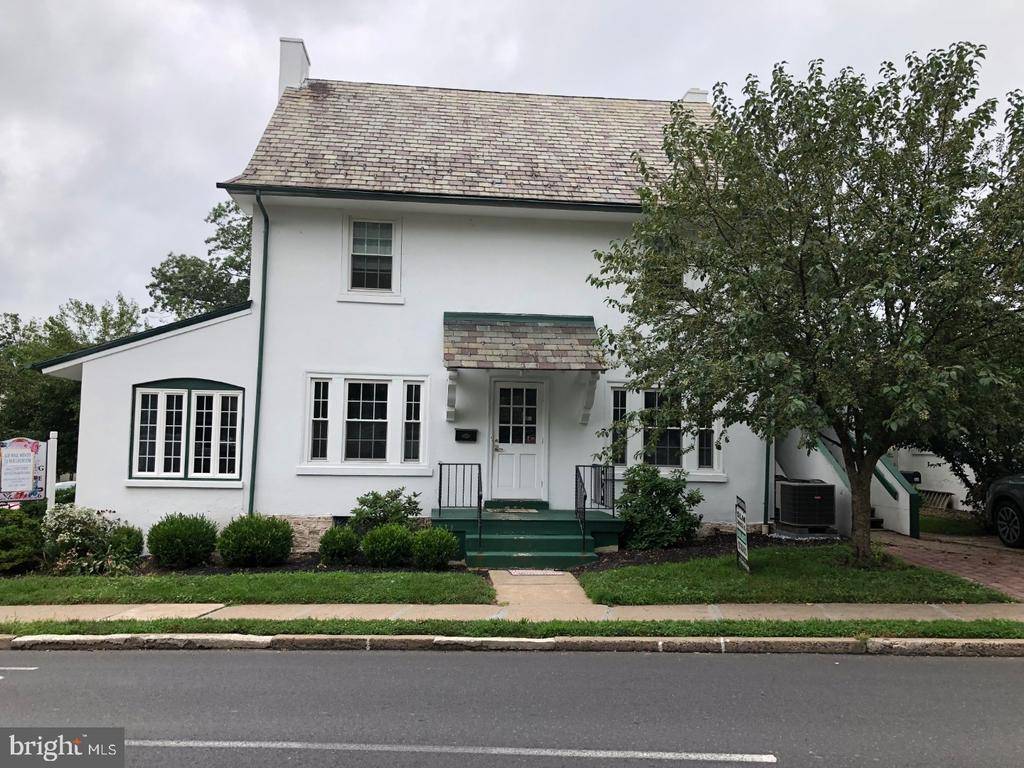 Doylestown, PA 18901,47 W OAKLAND AVE