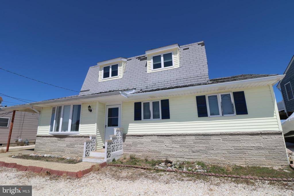 Tuckerton, NJ 08087,137 E RARITAN DR