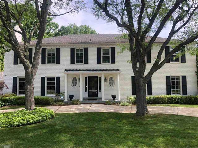 Grosse Pointe Shores, MI 48236,82 WEBBER PLACE