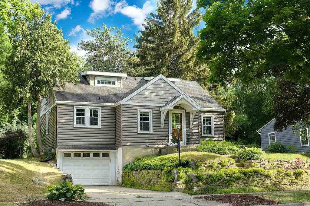 Madison, WI 53705,3529 Heather Crest