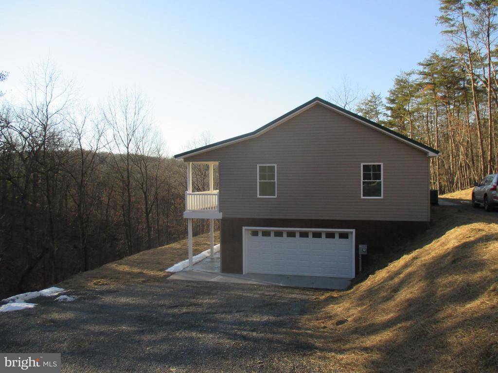 Fort Ashby, WV 26719,PINECREST