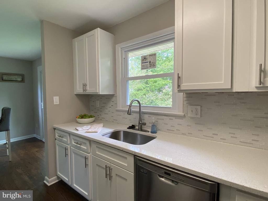 Annandale, VA 22003,4001 PATRICIA ST