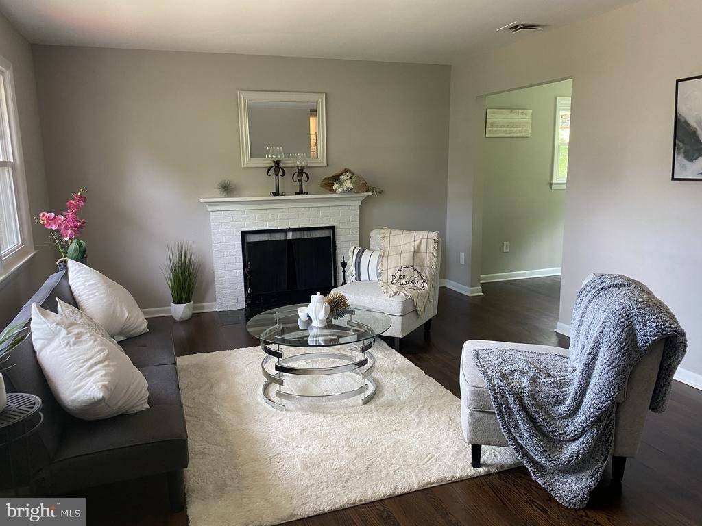 Annandale, VA 22003,4001 PATRICIA ST