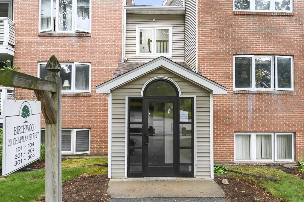 Weymouth, MA 02189,20 Chapman St #302
