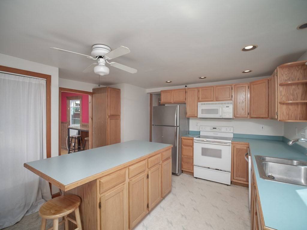 Marlborough, MA 01752,31 Boudreau Ave