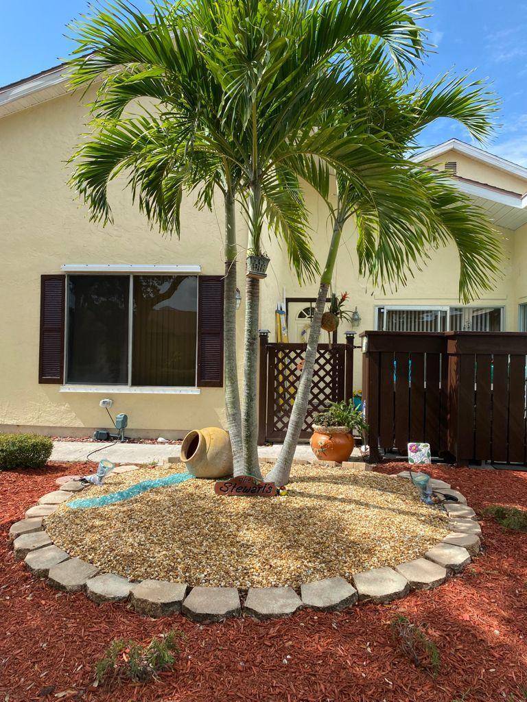 Port Saint Lucie, FL 34952,1702 SE Balmoral CT