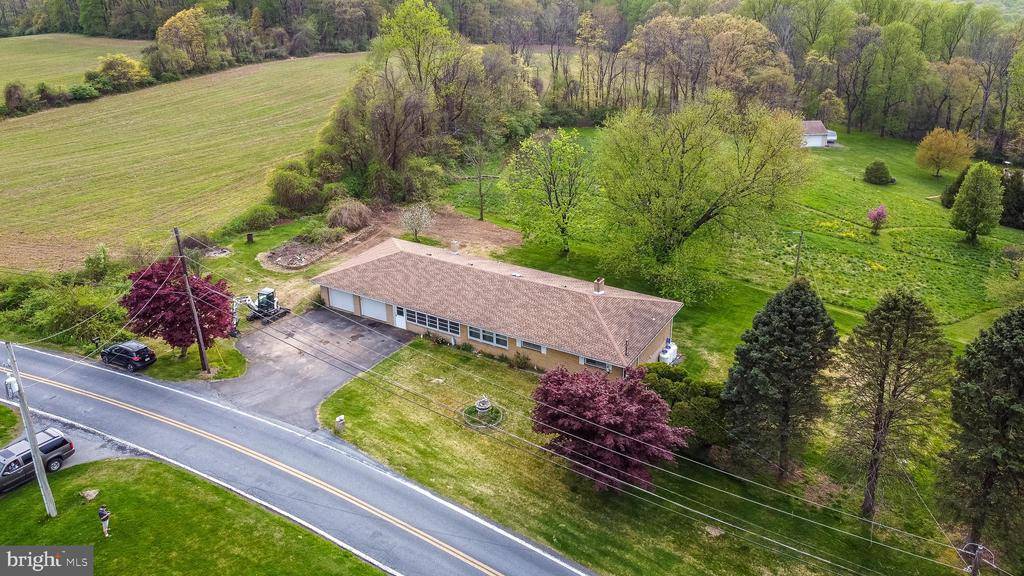 Hellertown, PA 18055,3460 LOWER SAUCON RD