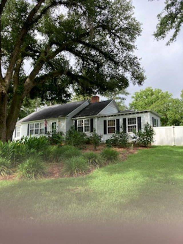 Quincy, FL 32351,702 9th Street