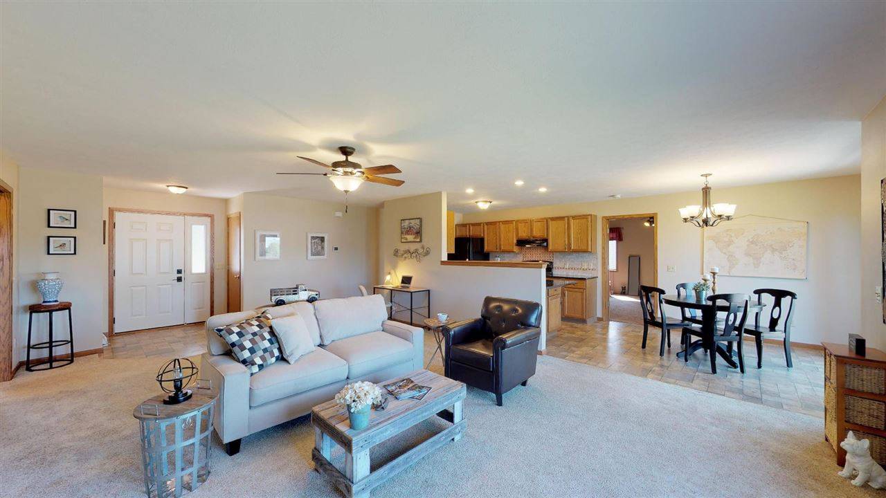 Lake Mills, WI 53551,219 Crestview LN