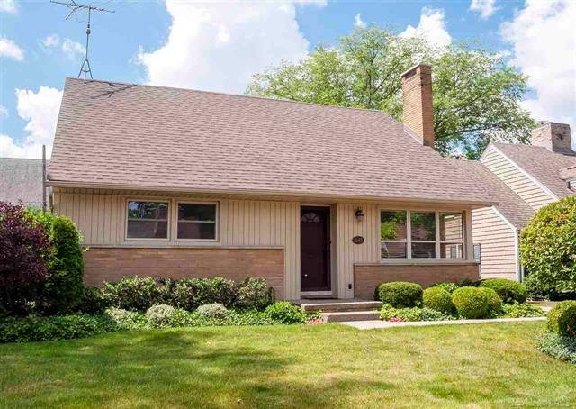 Grosse Pointe Woods, MI 48236,1645 FORD COURT