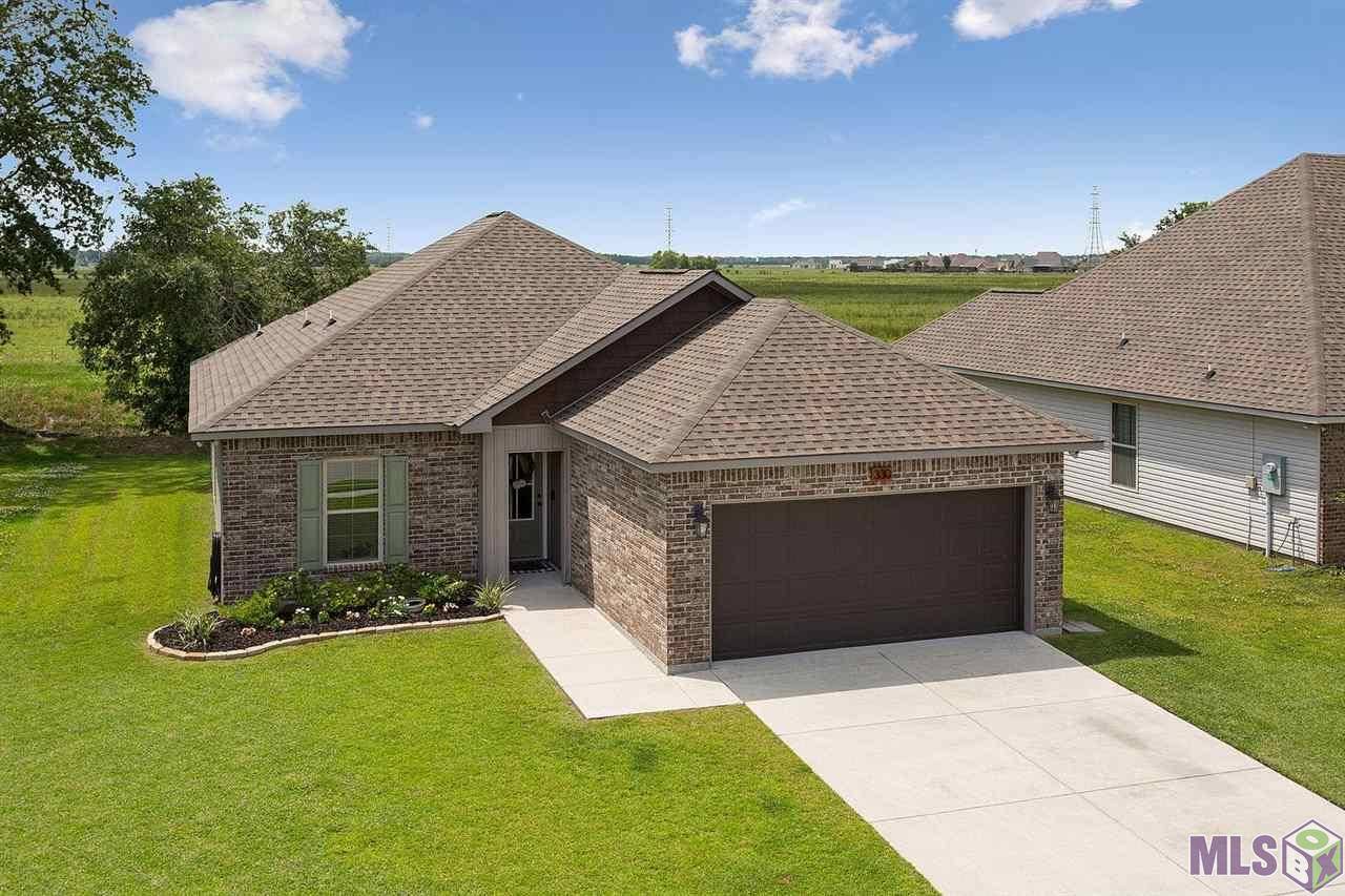 Luling, LA 70070,330 ASHTON OAKS LN