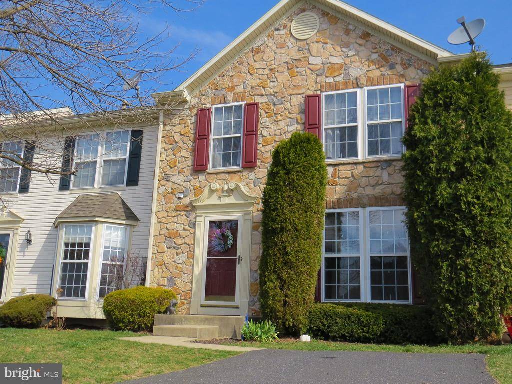 Center Valley, PA 18034,4395 APPLE BLOSSOM DR