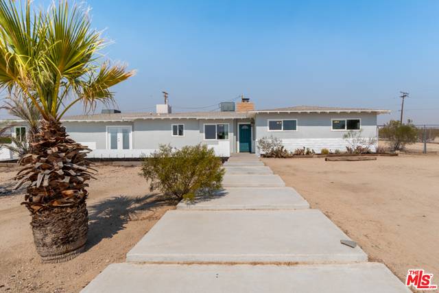 Twenty-nine Palms, CA 92277,6112 Carodean Rd