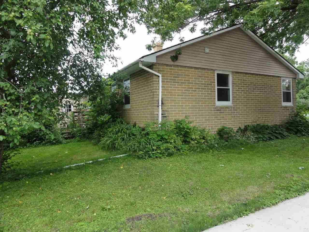 Arlington, WI 53911,226 Ellickson St