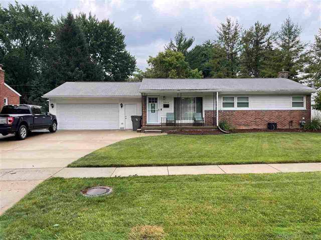 Clinton Township, MI 48035,23876 DEMLEY