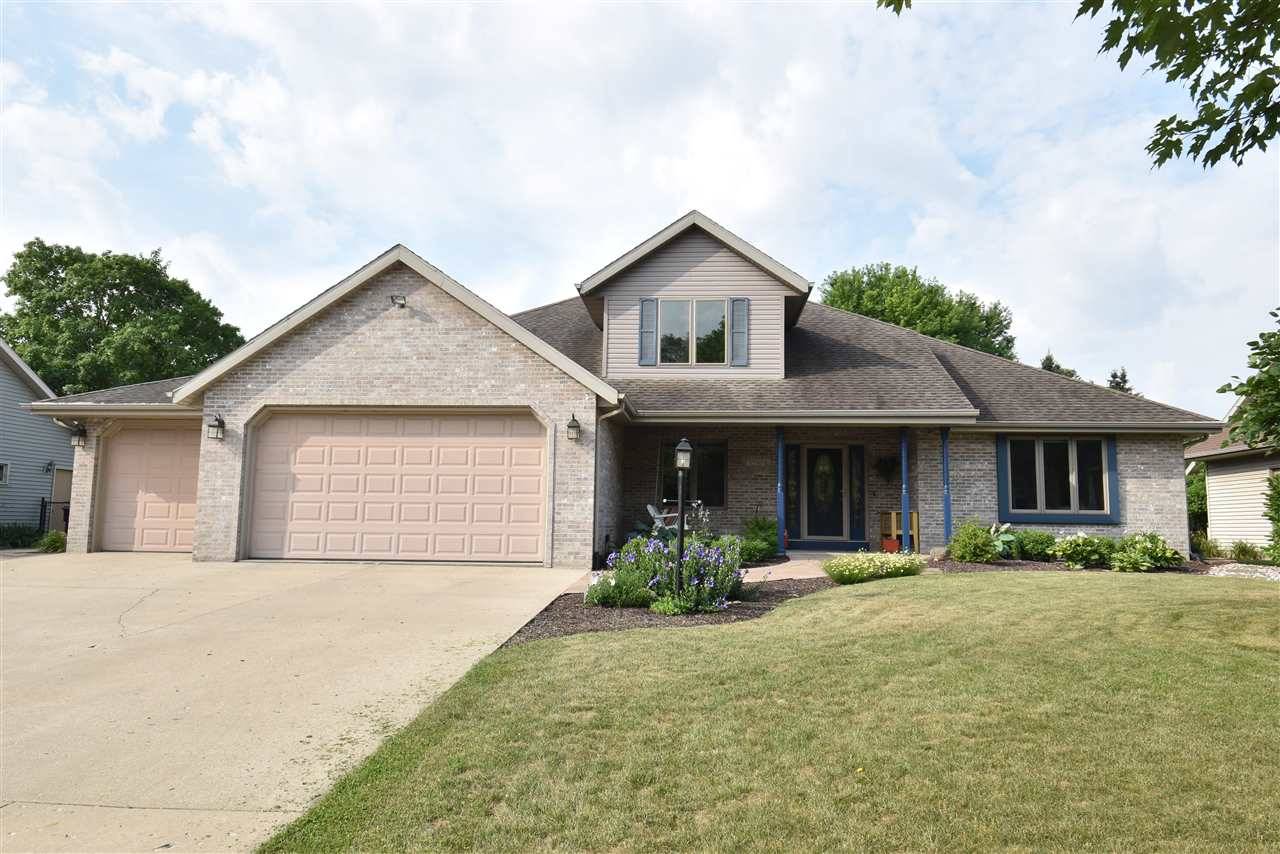 3230 Westminster Rd, Janesville, WI 53546
