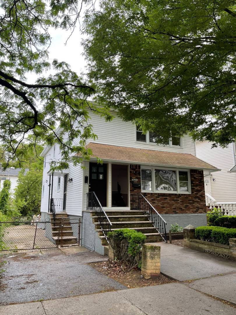 Queens, NY 11434,155-52 116th Dr