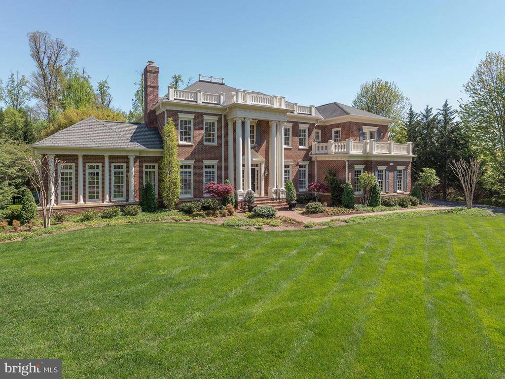 Mclean, VA 22102,7796 GLENHAVEN CT