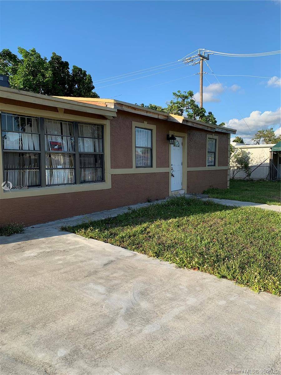 Miami Gardens, FL 33169,481 NW 179th St