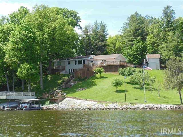 Monticello, IN 47960,5593 E COLONIAL OAKS Drive