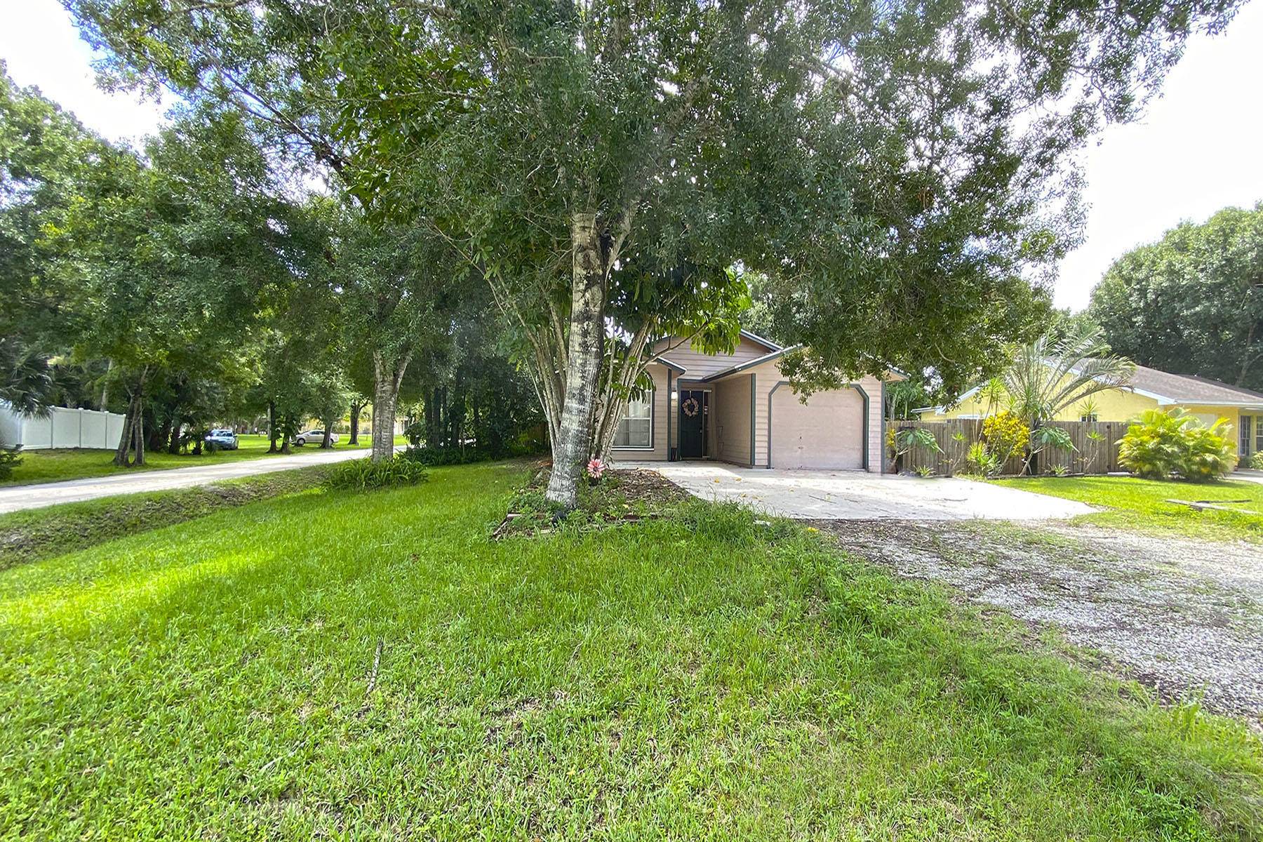 Vero Beach, FL 32968,496 65th AVE