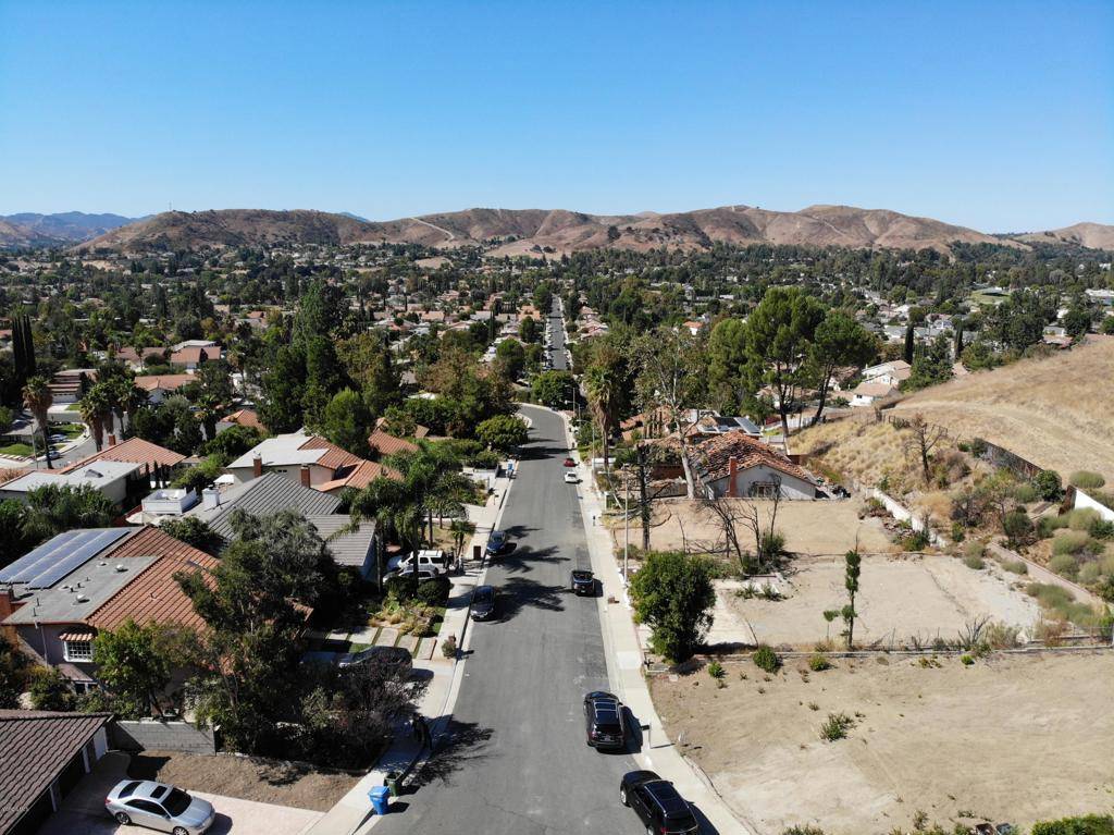 Agoura Hills, CA 91301,28623 Acacia Glen ST