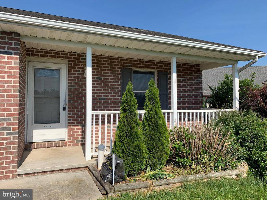 Shippensburg, PA 17257,17 HOLLY CT