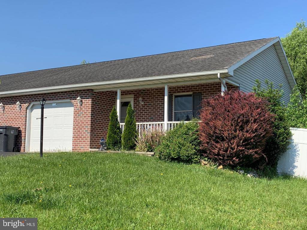 Shippensburg, PA 17257,17 HOLLY CT